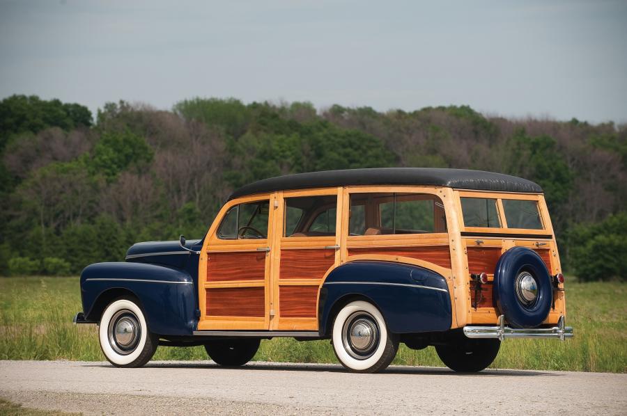  Ford Super DeLuxe V8 Station Wagon 1942 года  (фото 6 из 6)